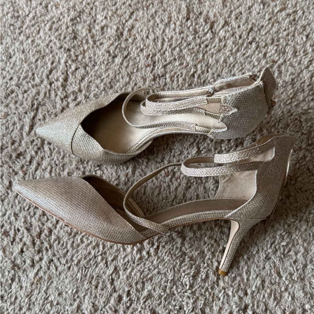 Belle Badgley Mischka Textured Cream Heels